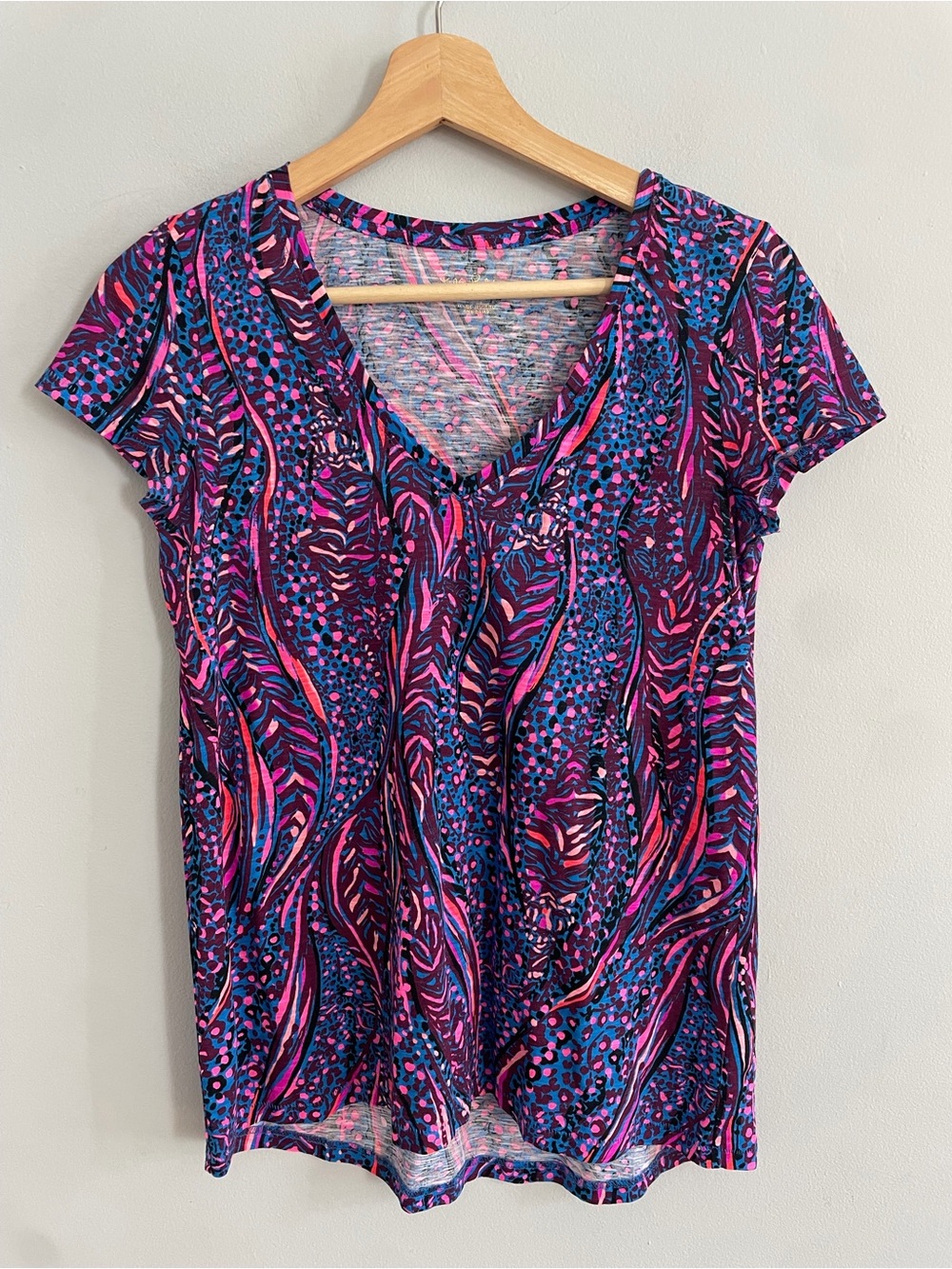 Lilly Pulitzer Etta V-Neck Top Blue Flare Always Pawsitive Sz XXS